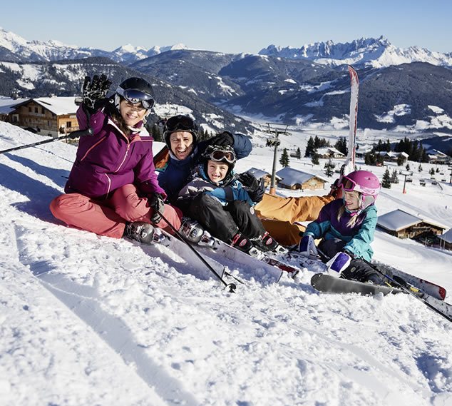 Familien-Skiurlaub © Flachau Tourismus